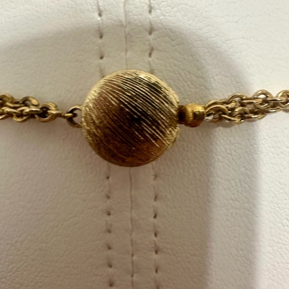 Monet Vintage Gold-Tone Tassel Necklace-Pagoda Pendant - Picture 6 of 7